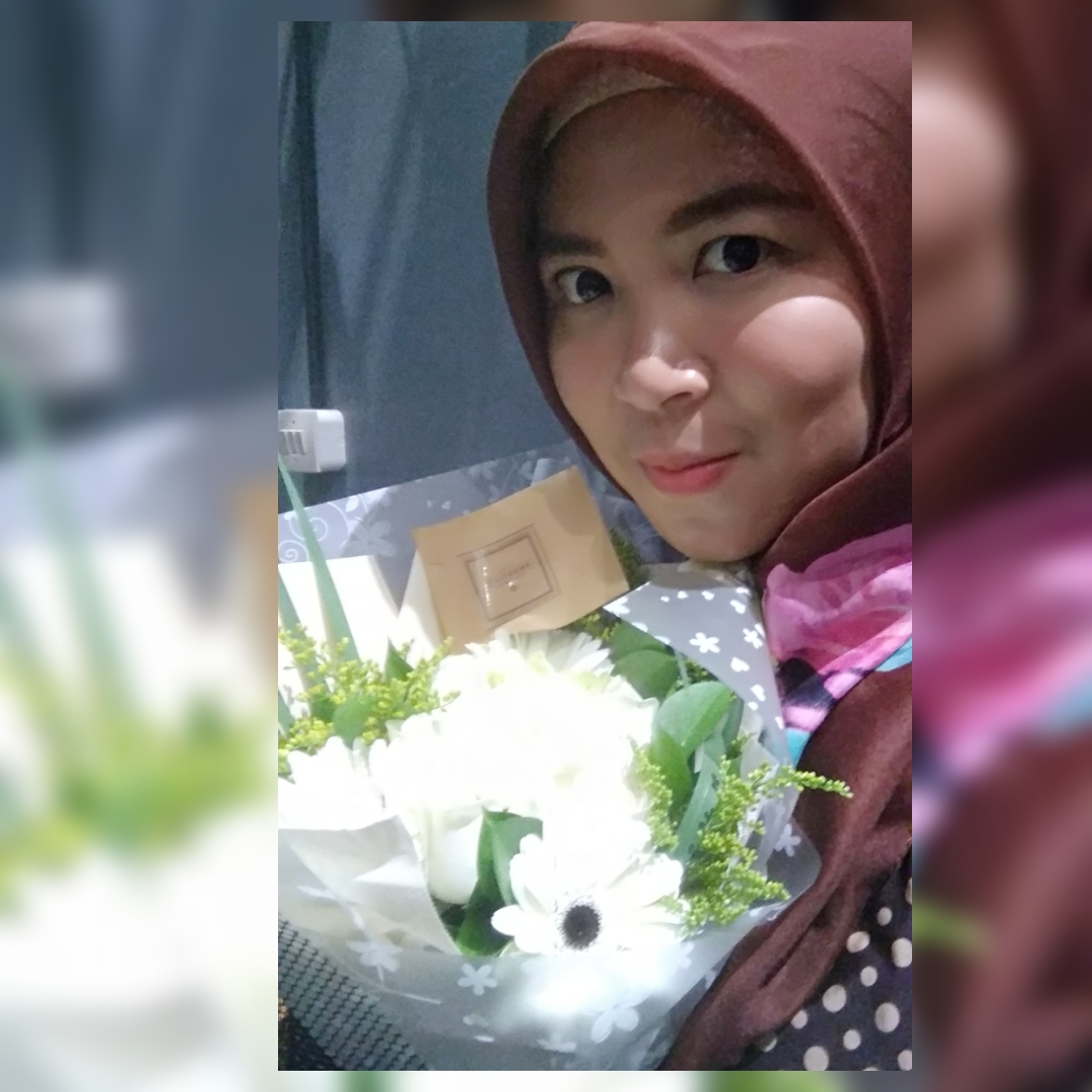 Putri Dini